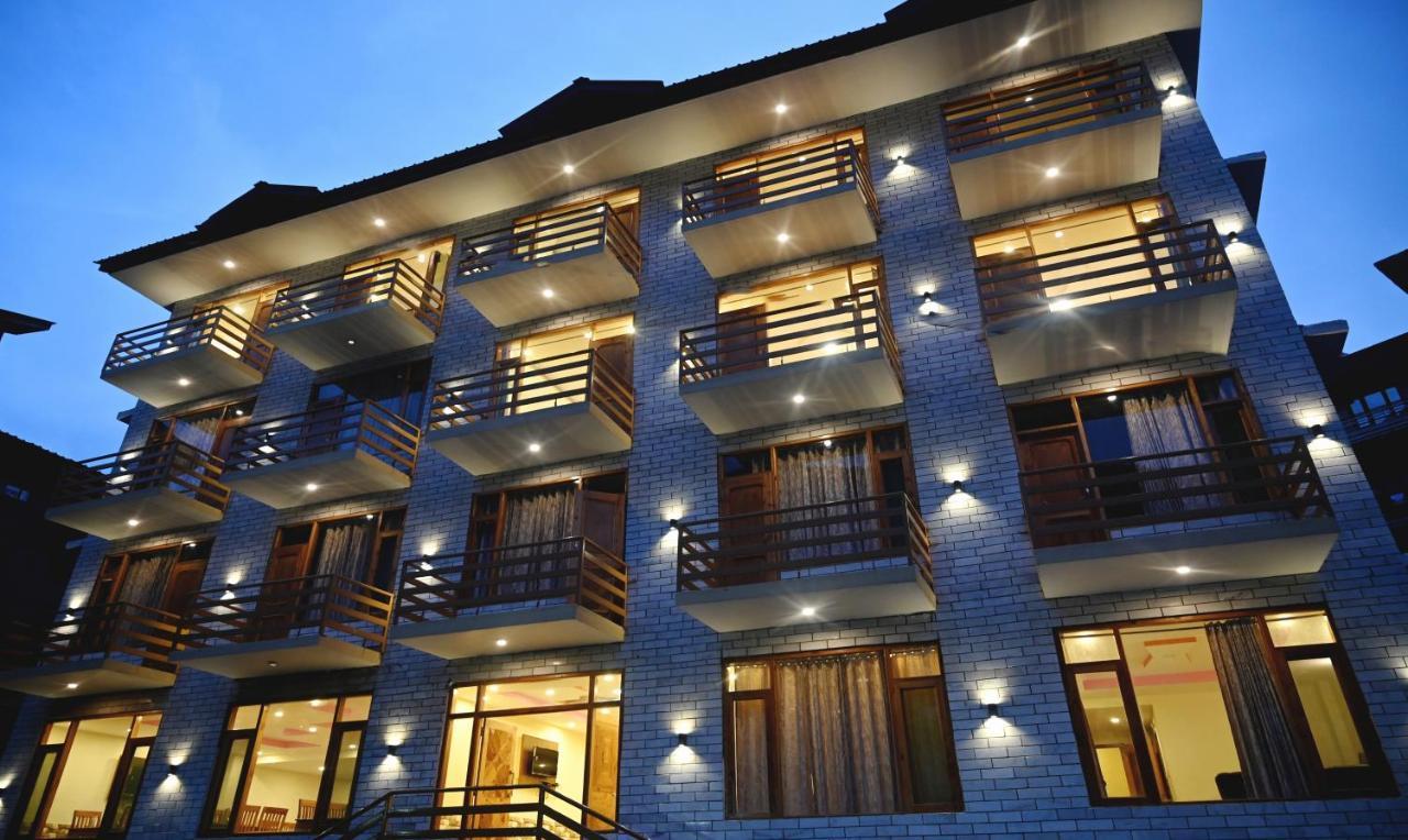 Treebo Dev With Valley View, Mall Road Manali  Luaran gambar