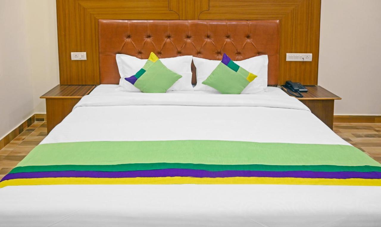 Treebo Dev With Valley View, Mall Road Manali  Luaran gambar
