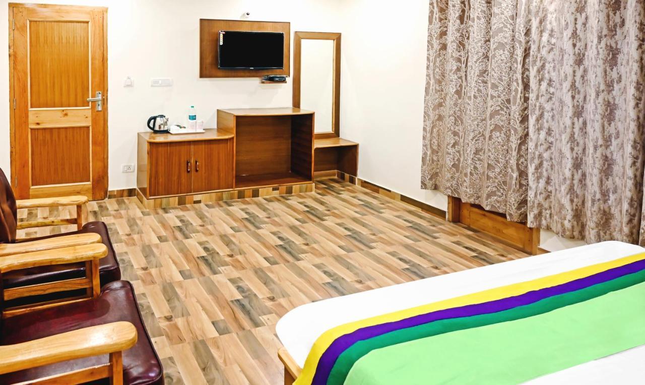 Treebo Dev With Valley View, Mall Road Manali  Luaran gambar
