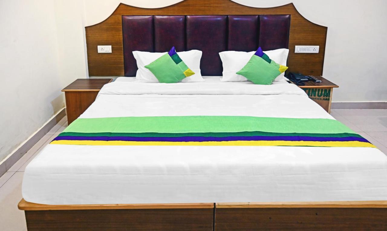 Treebo Dev With Valley View, Mall Road Manali  Luaran gambar